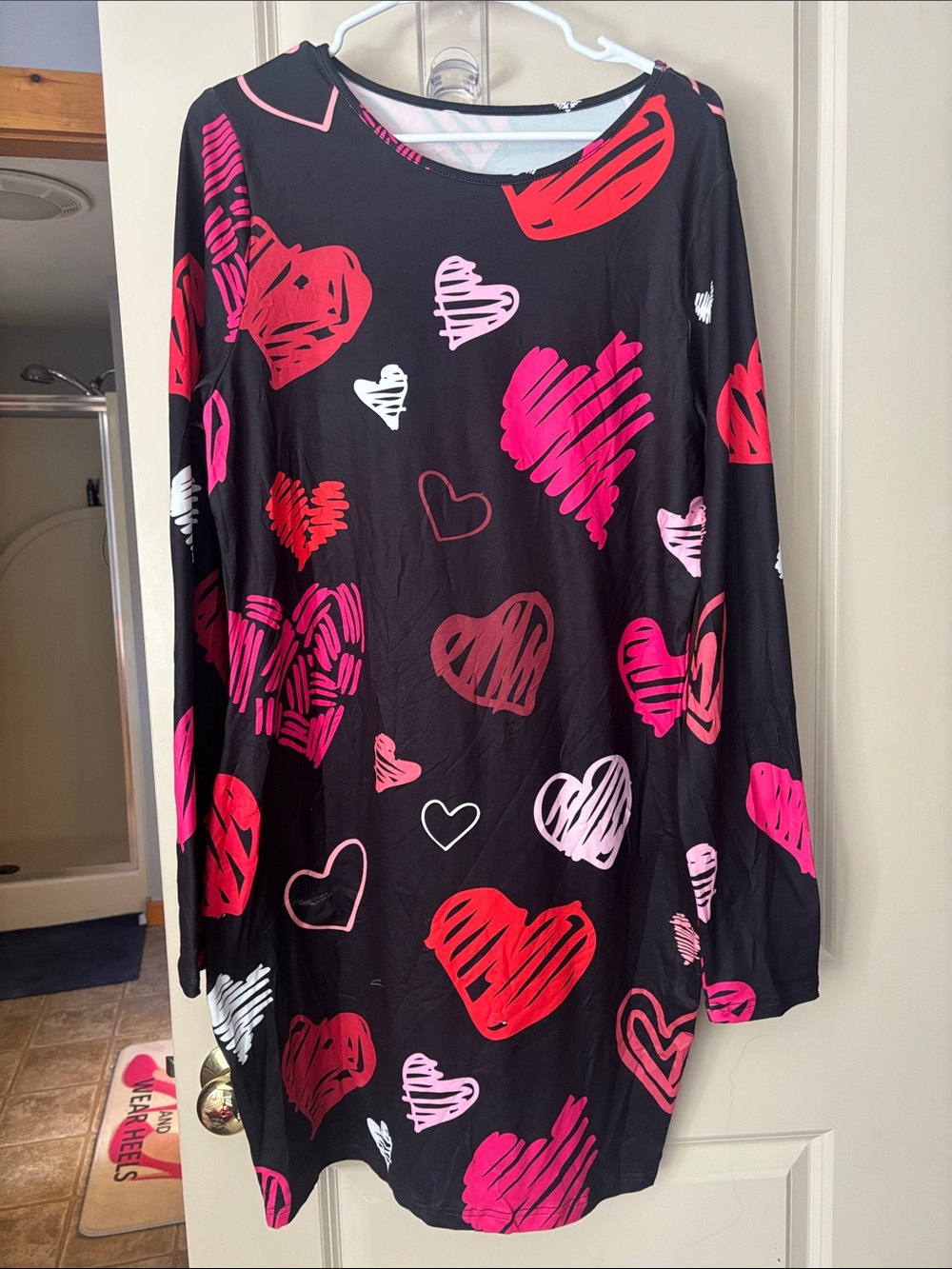 Women’s Black Heart-Print Long Sleeve Top - Pink & Red Hearts